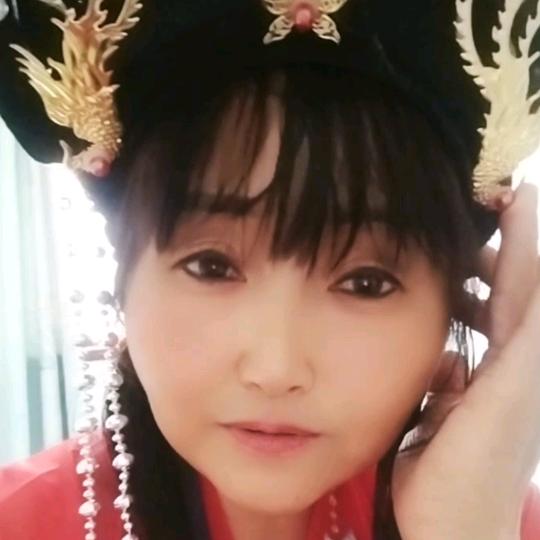 仙女下凡来说媒了。