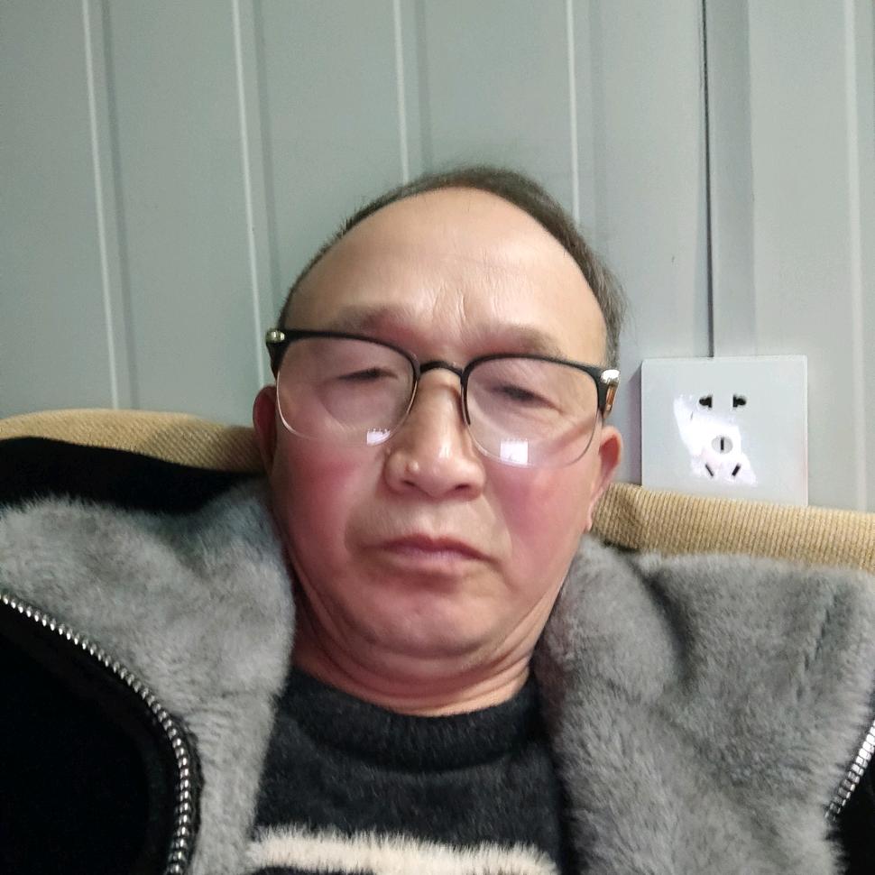 杨维（扬帆启航）