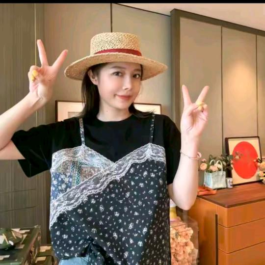 周明星（直播穿搭）