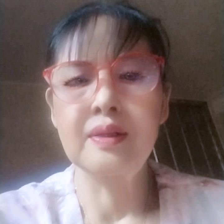 云姐大号晚上7点10分开播老师农村华姐