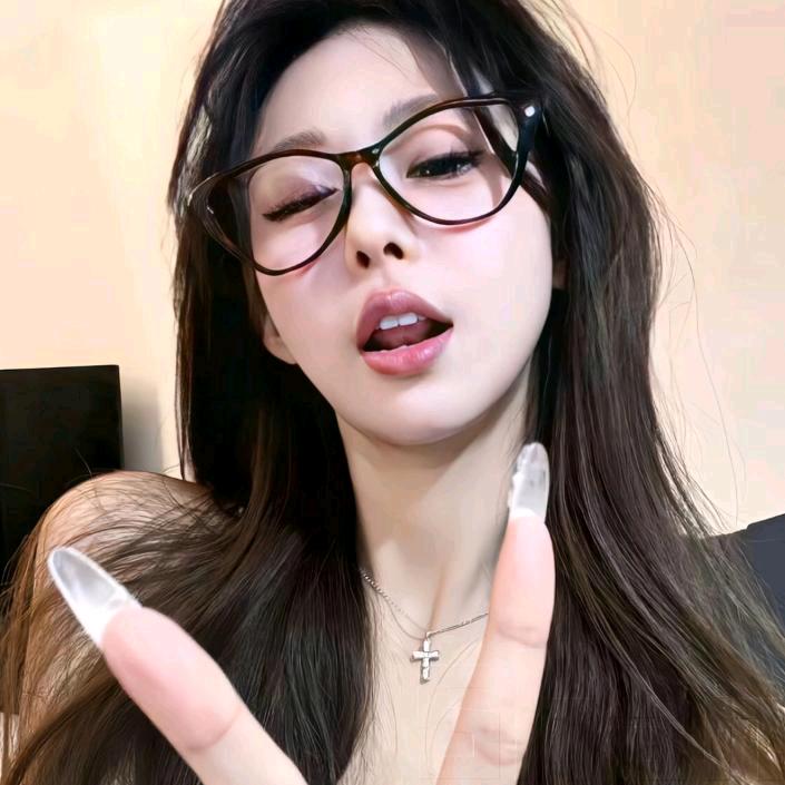 ai抱抱.（不想上班aaaaa）