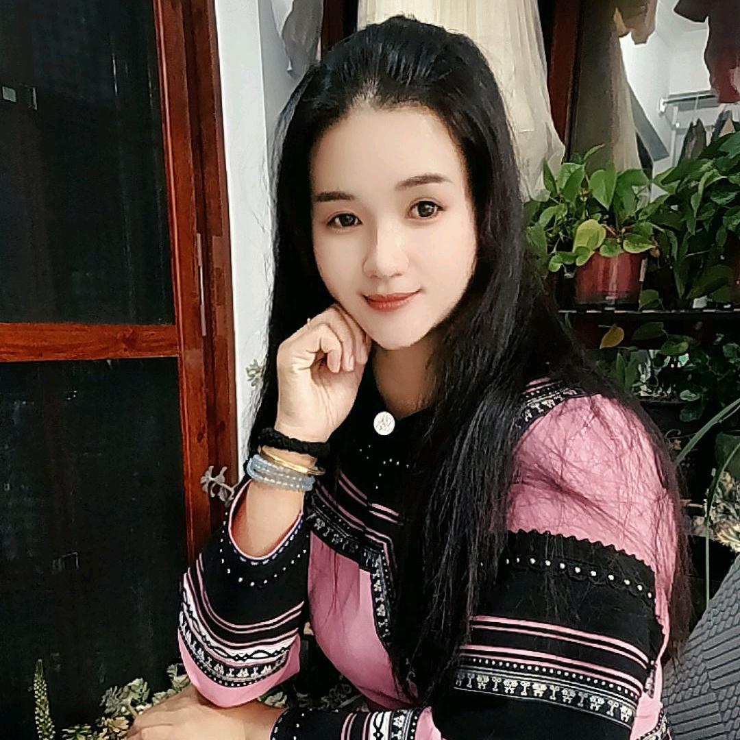 小雪梓然皙