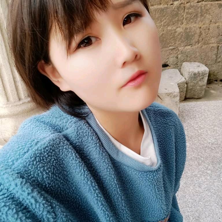 小女子姓包