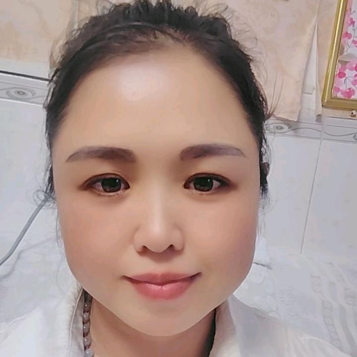 陆丽任（拒绝连赞）南宁移动美容