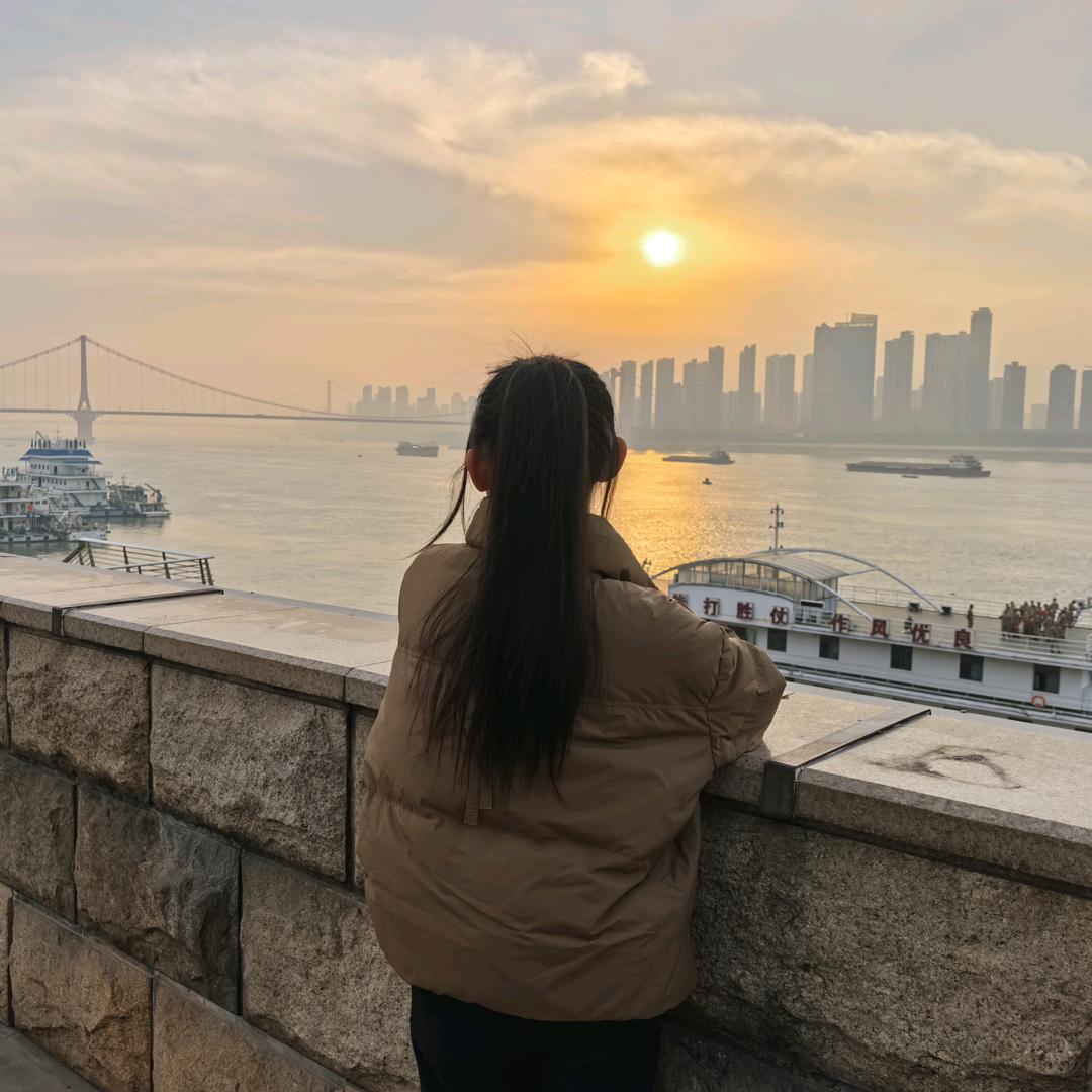 姜小牙孕妈集合店