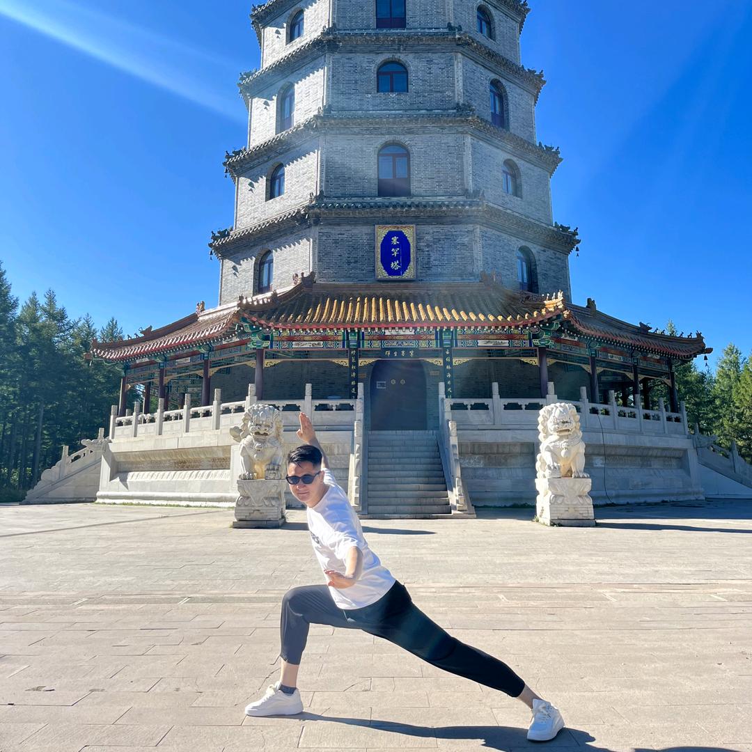 教武术的～郭教练