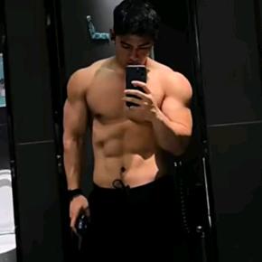 令狐师兄