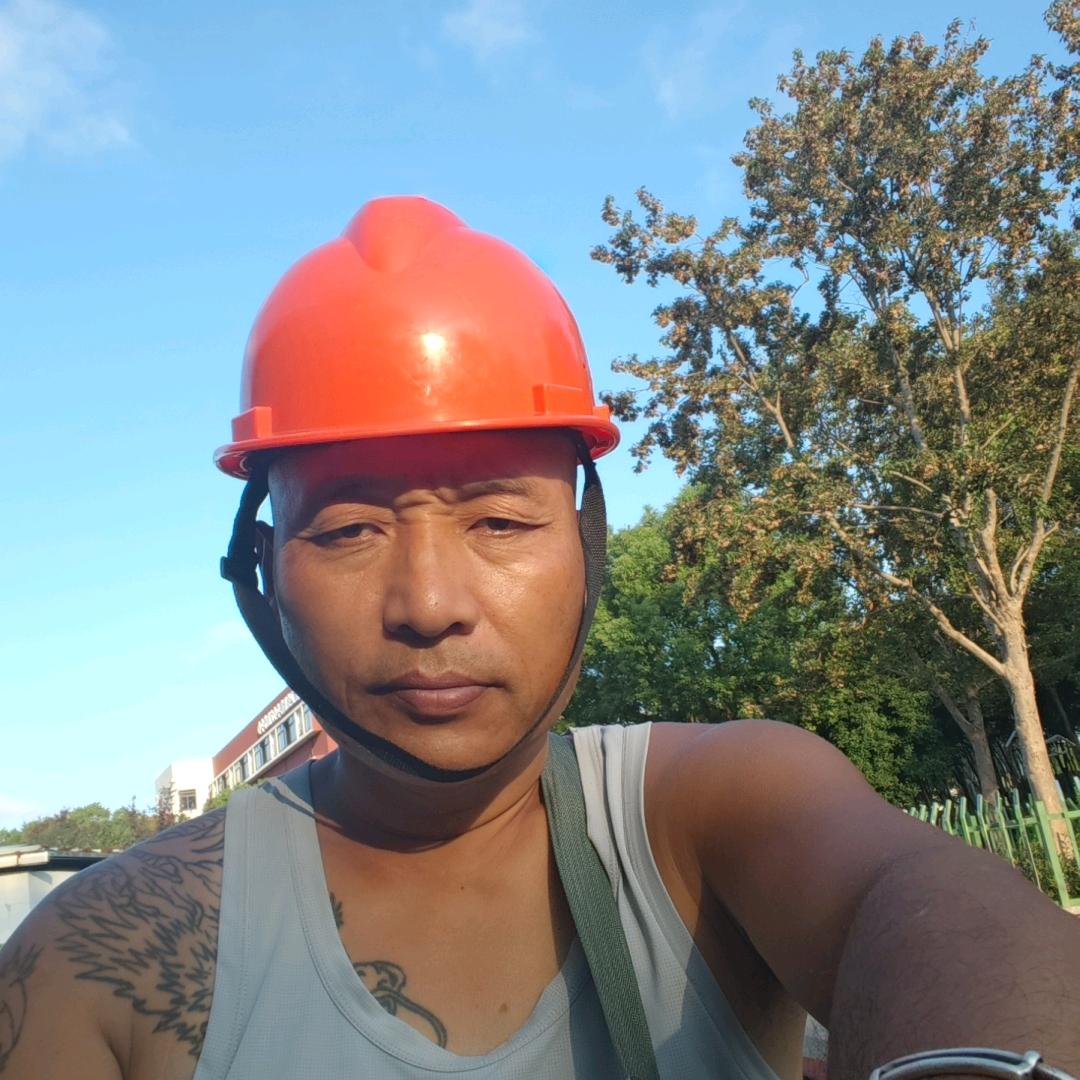 青山不老我无病，绿树成林河城湖！