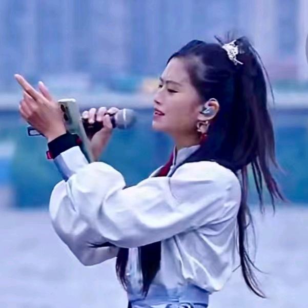 徽姑娘平姐（下午13点14分开播）