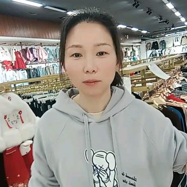 小瑛衣橱《希佑甄选》