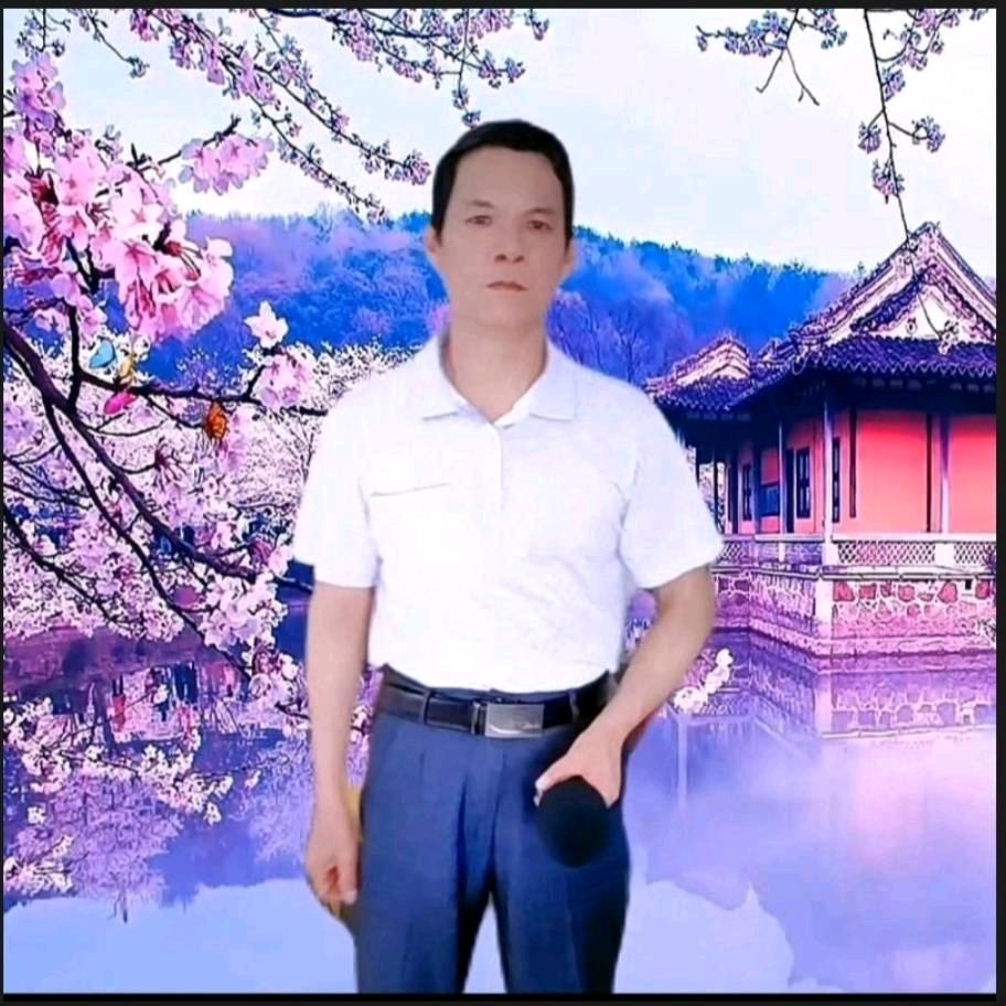 韦哥哥:，聊天主播