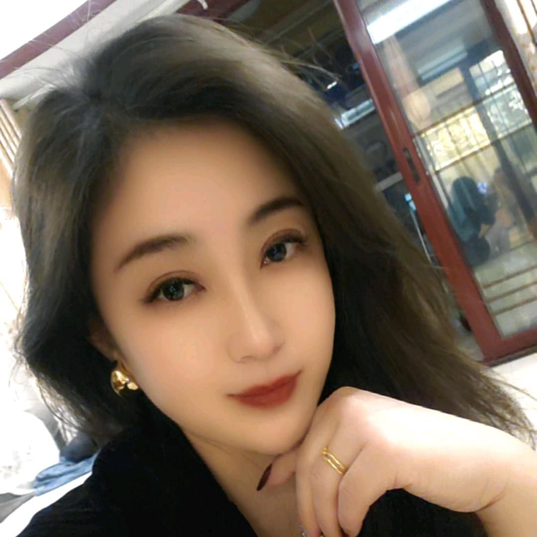 爱美的阿姨