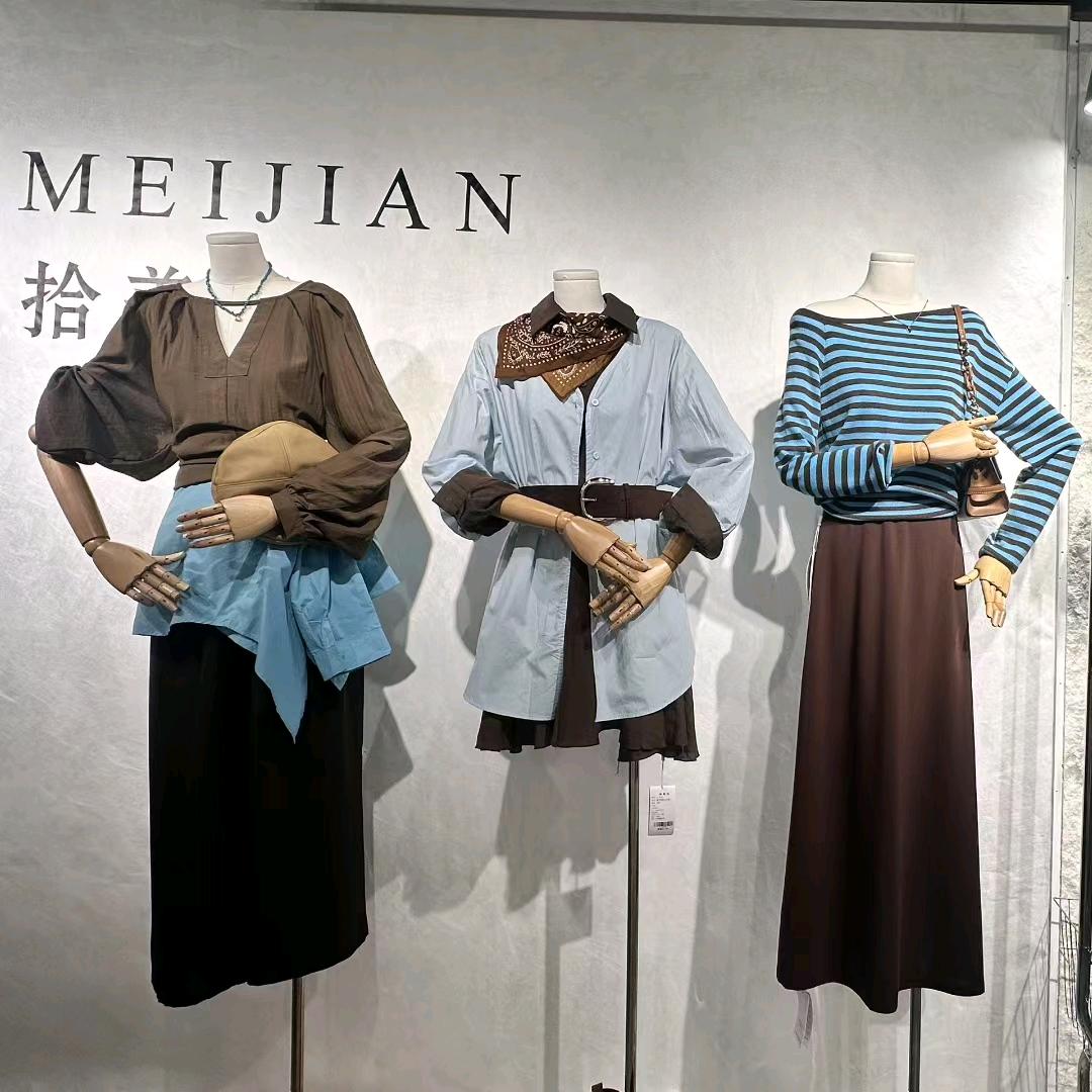 拾美间女装(绵阳六里村店)