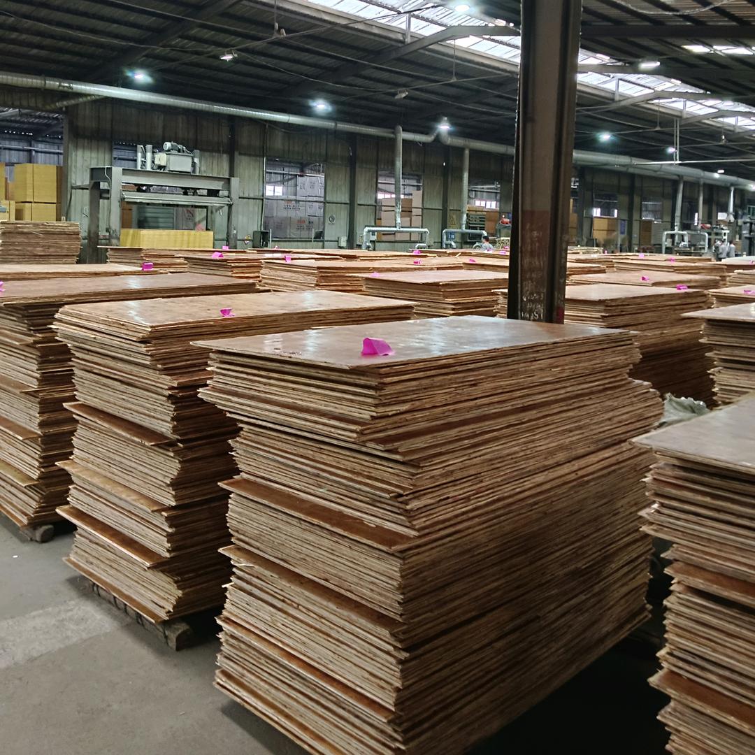 艳程双马建筑模板