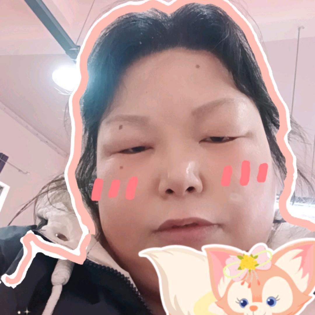 41岁卜言梅开直播挣钱生活费养孩子