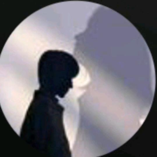 【M】