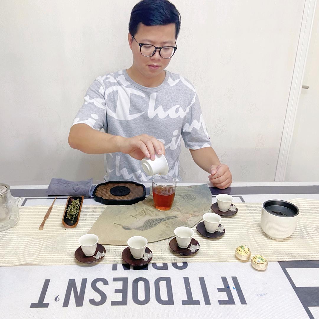 苗条宝歌爱唱歌