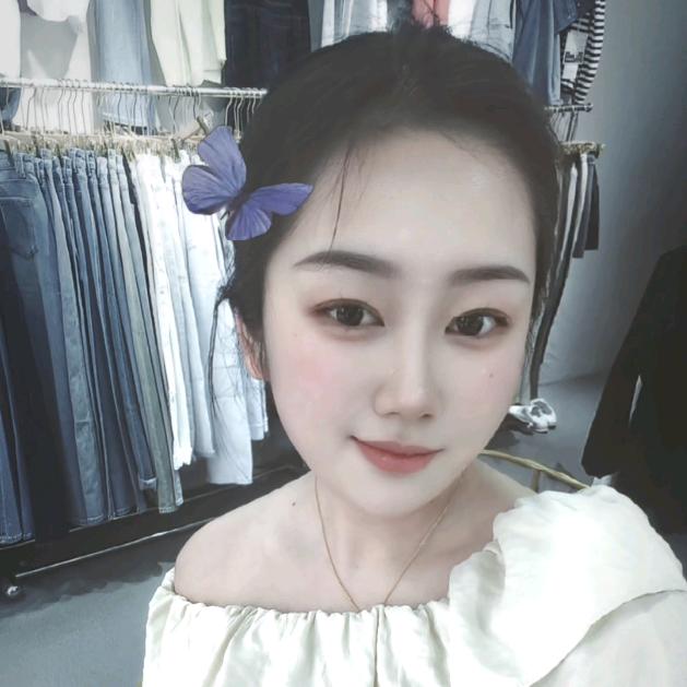 小小君