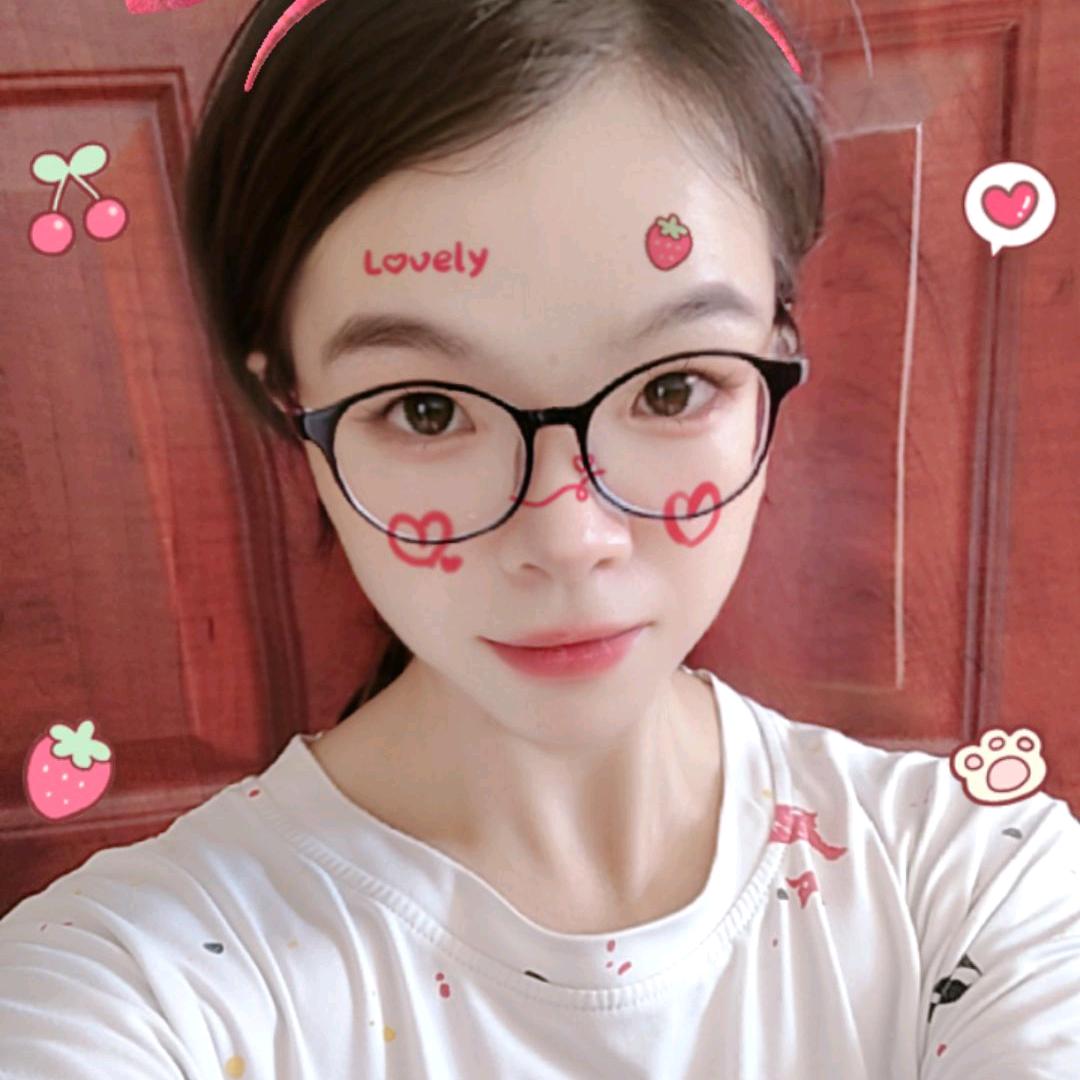 蟹黄小笼包