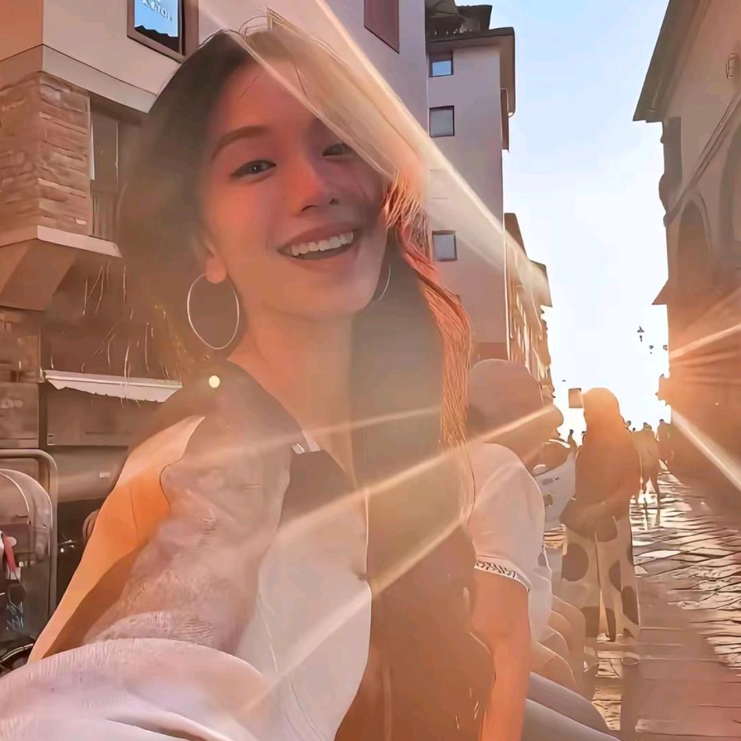 靖哥哥的靖♡︎ᐝ