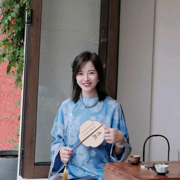 🌱忘忧草🍃