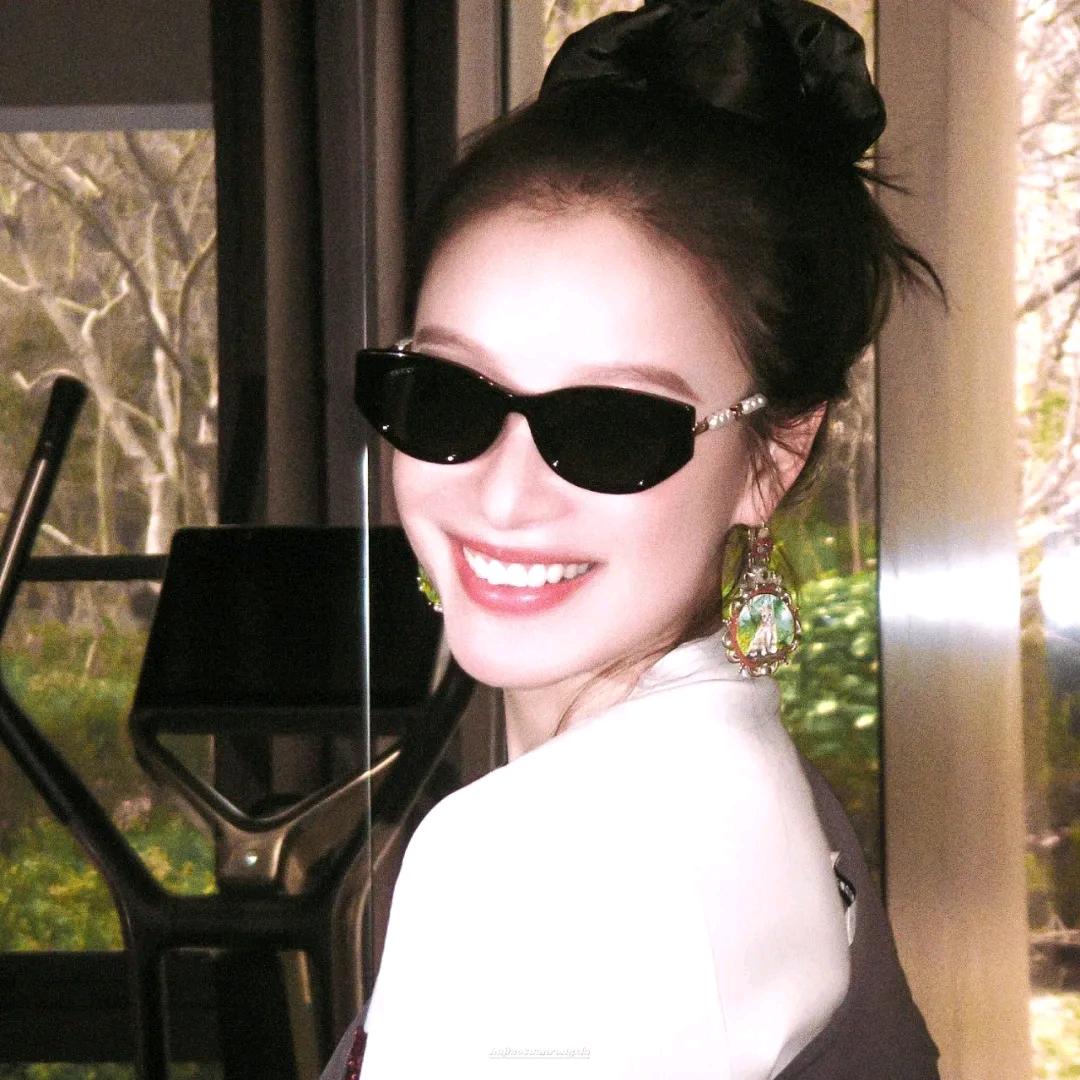 别捏我脸ˡᵃʕ̯•͡˔•̯᷅ʔ