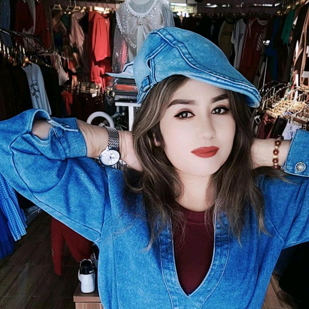 阿娜尔古丽女装店