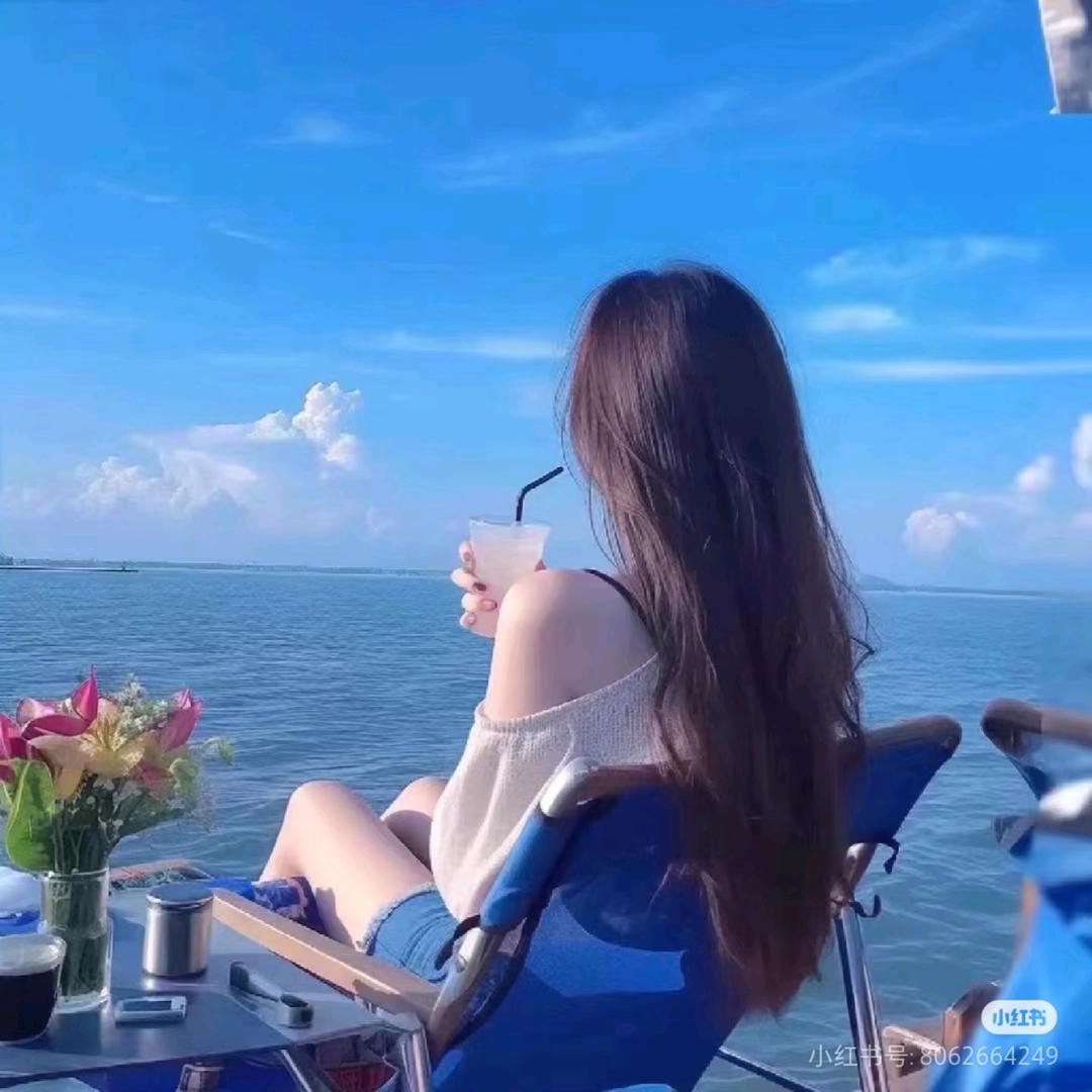 @木木呀（小个子穿搭）