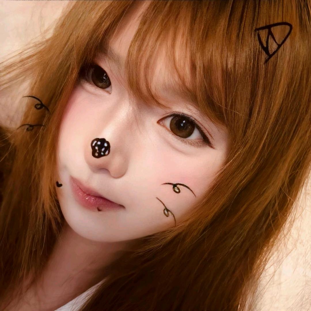 哥  哥.