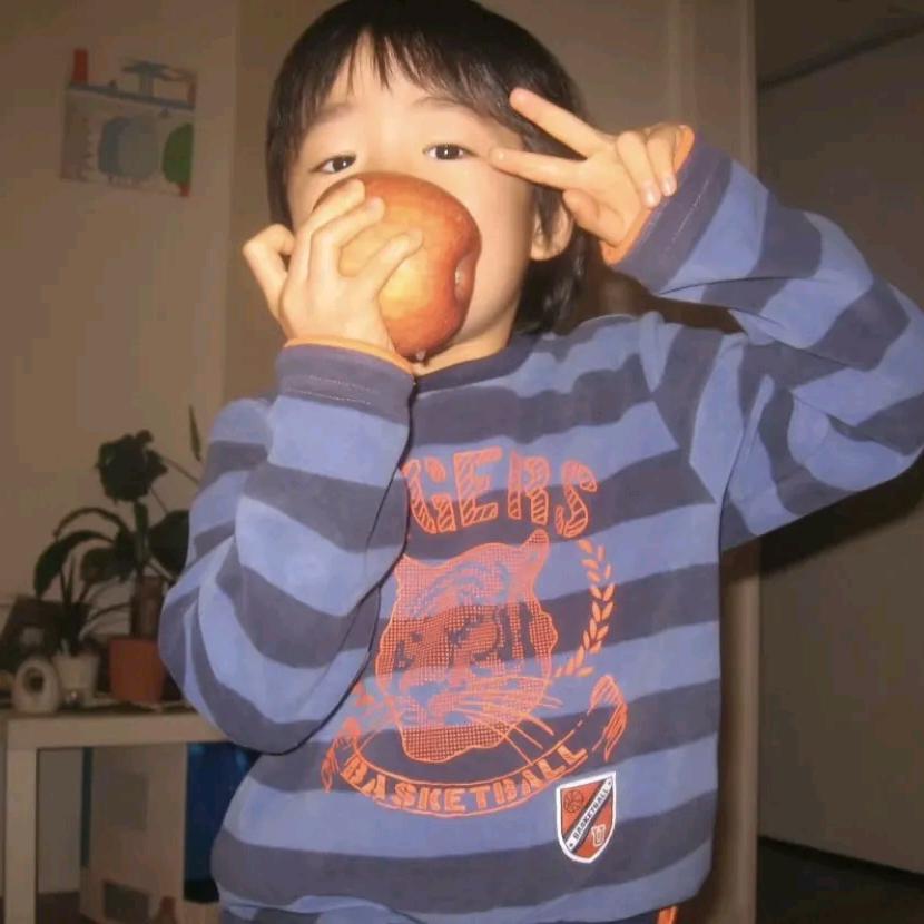 ε٩(๑> ₃ <)۶з