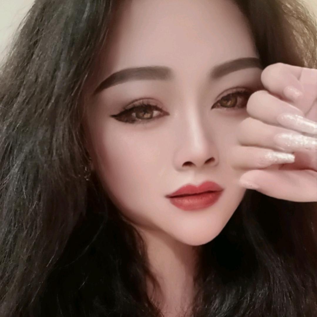 龚贝贝