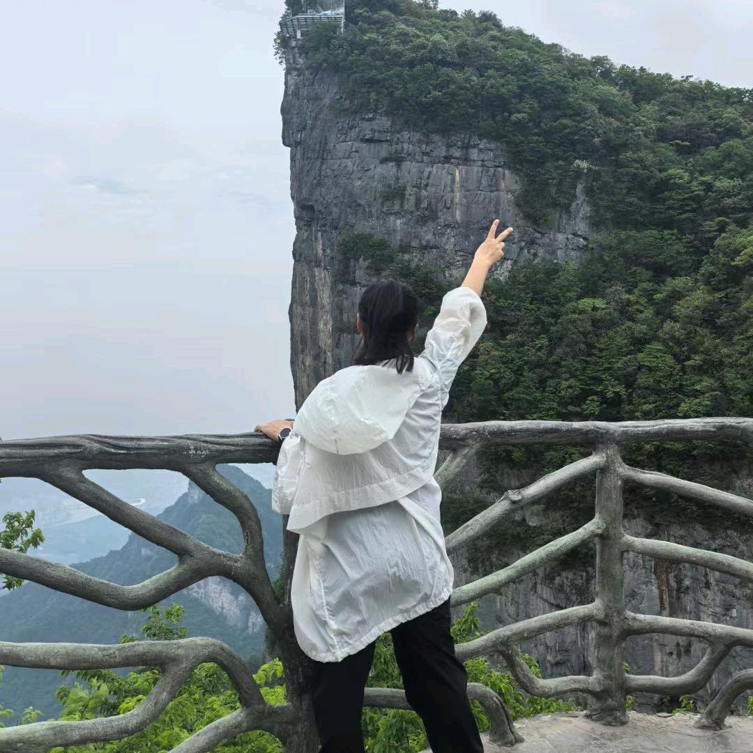 暖暖.