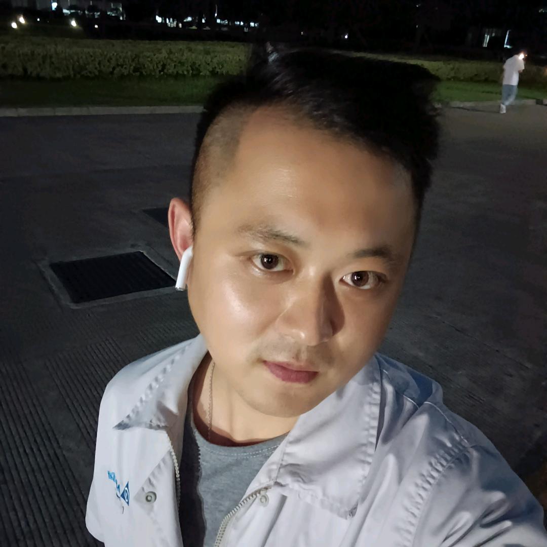 低调的存在