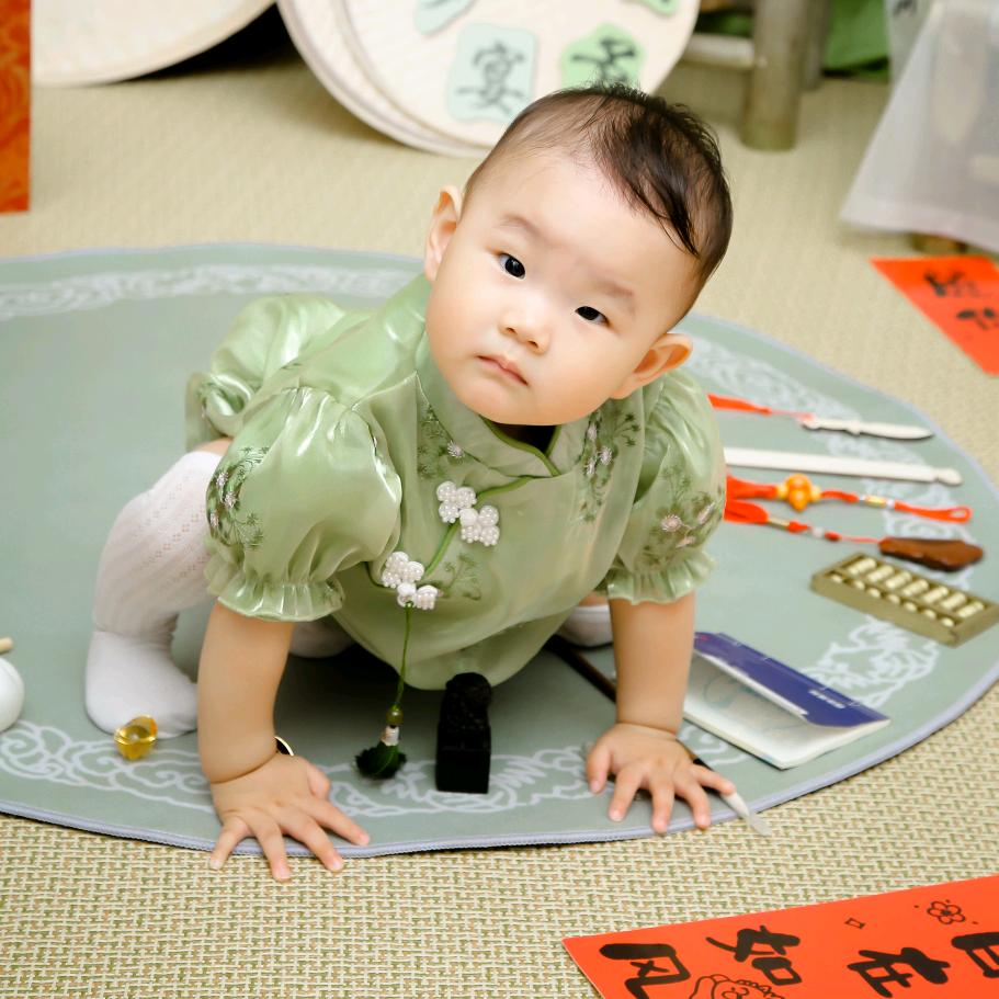薛微儿有点甜~