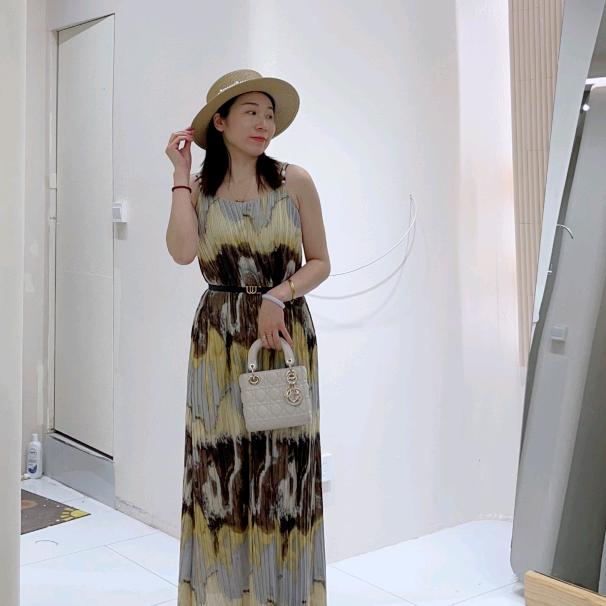 荔浦CSSPRING村上春女装