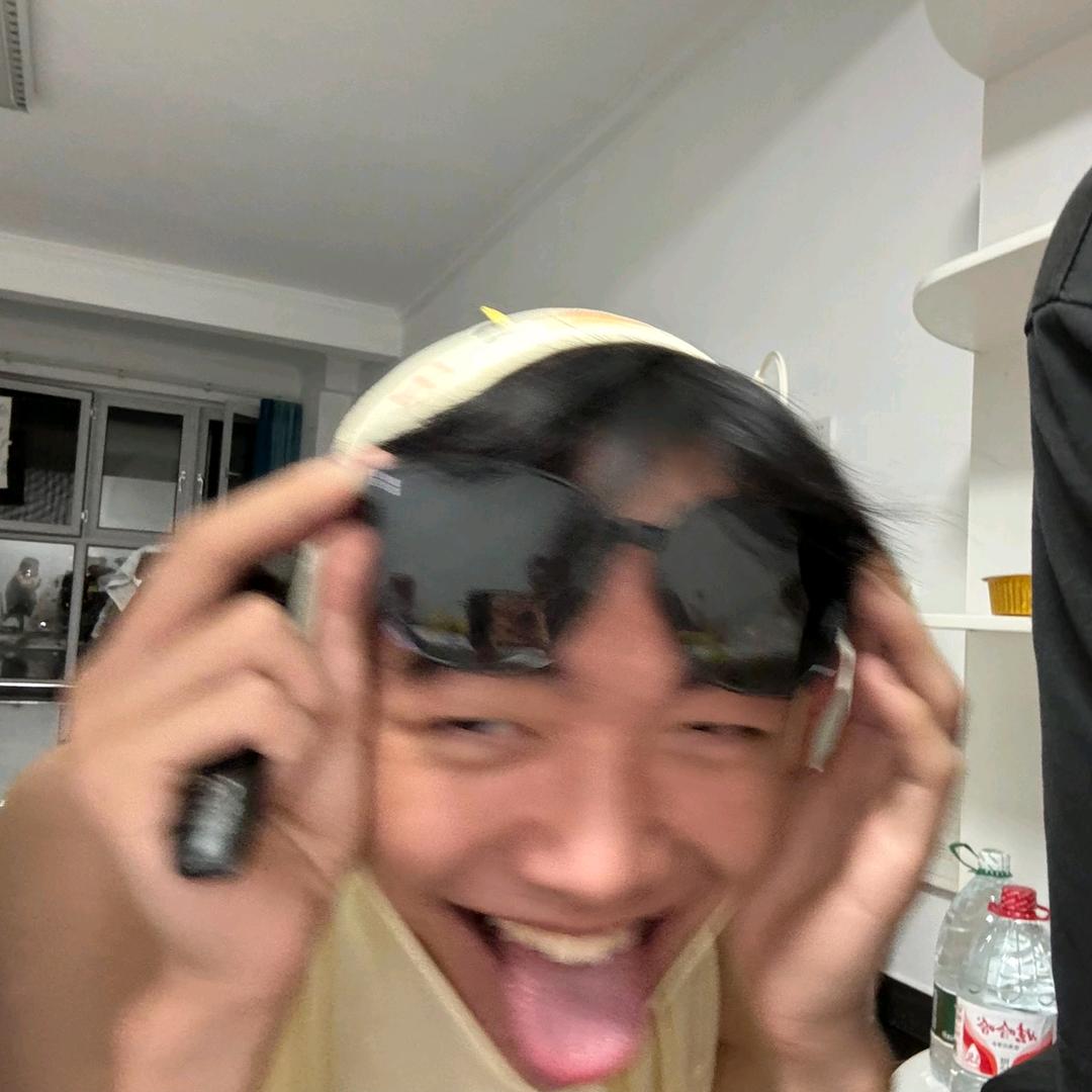 利世