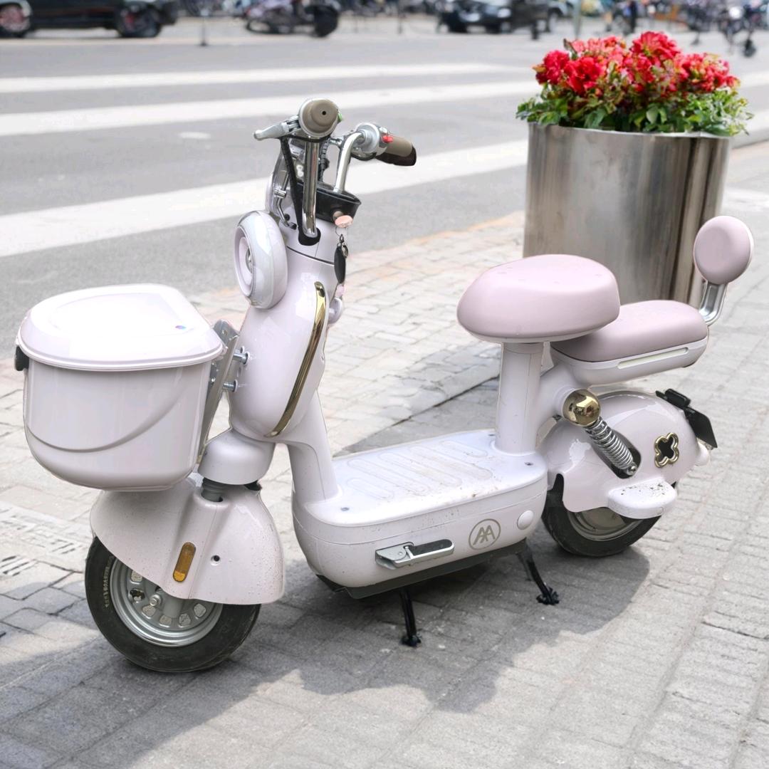 电动车智能尾箱车筐防水防盗