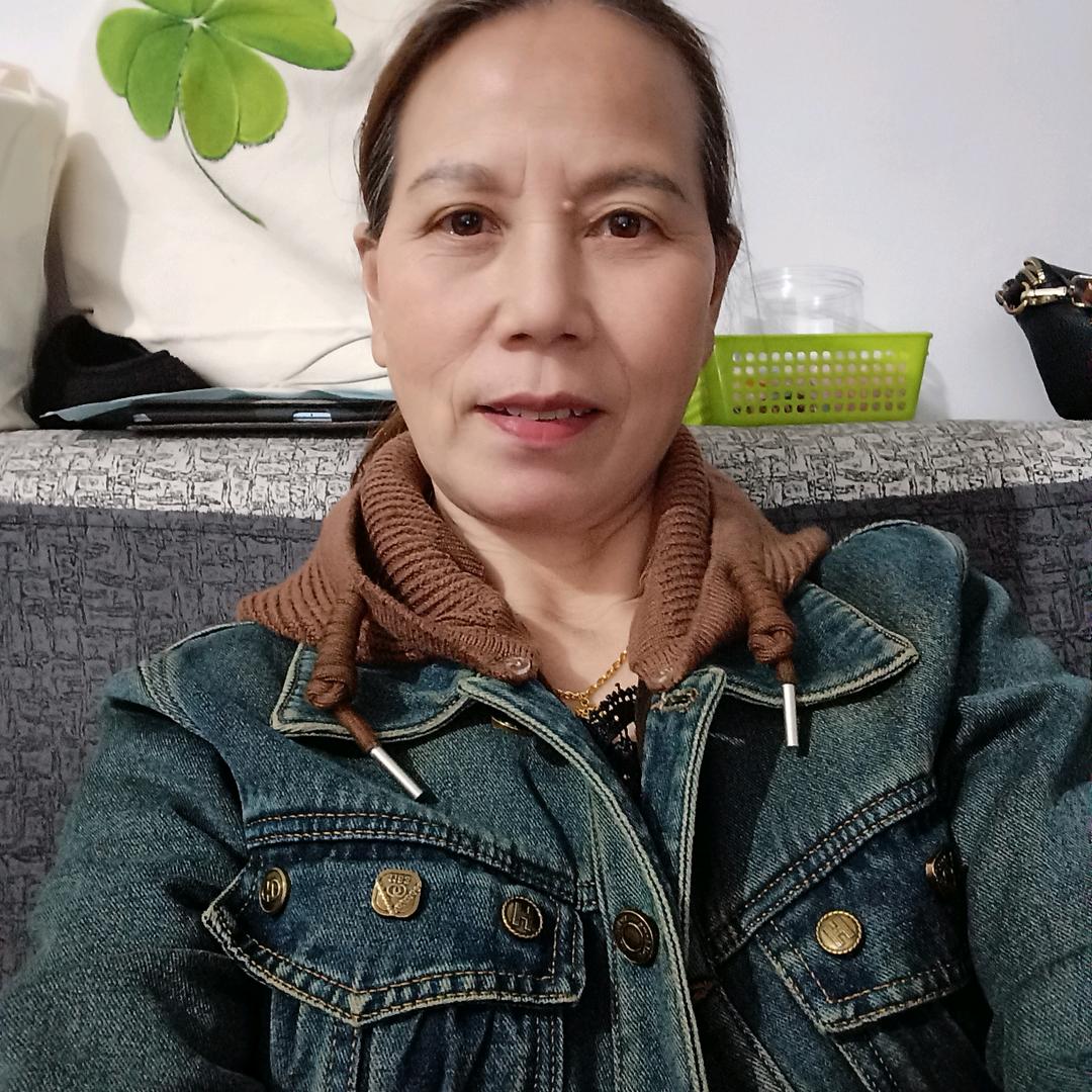 米妮奶奶：我就是一只很平凡兔子😁