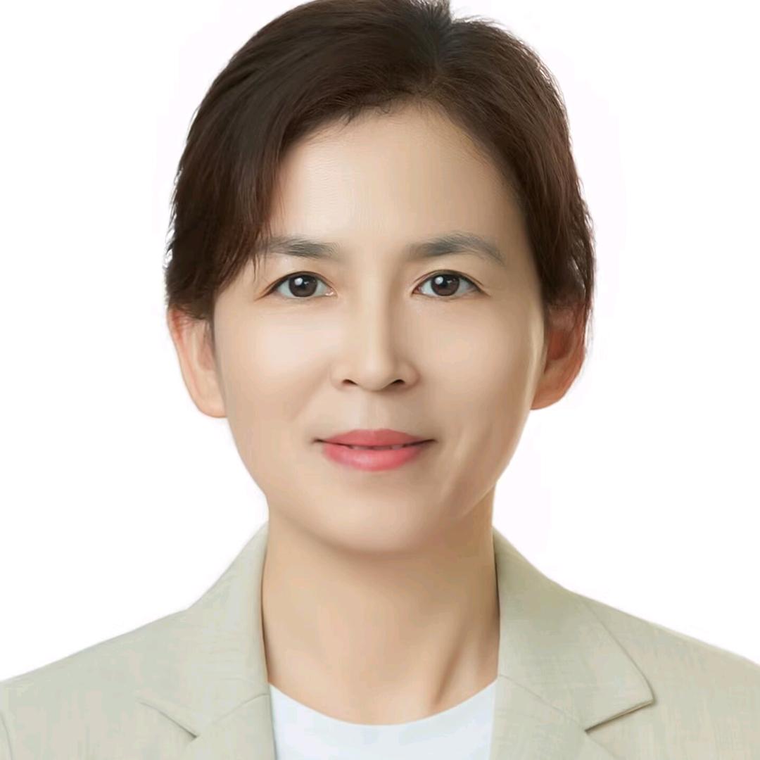 兰妮嘉和幼儿园马园长