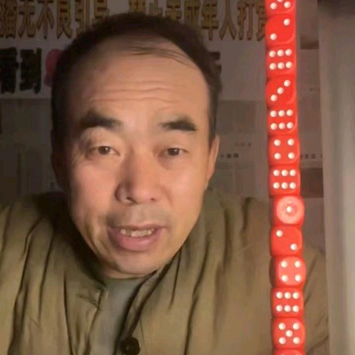 雪雪爸爸(努力养家)