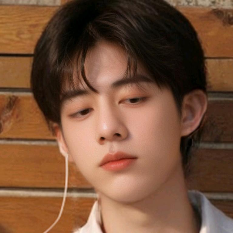 童年.(小猪不怕开水烫)