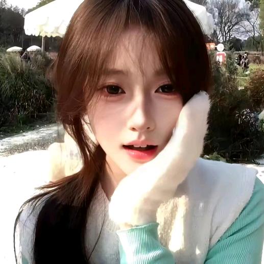 奈香儿服饰