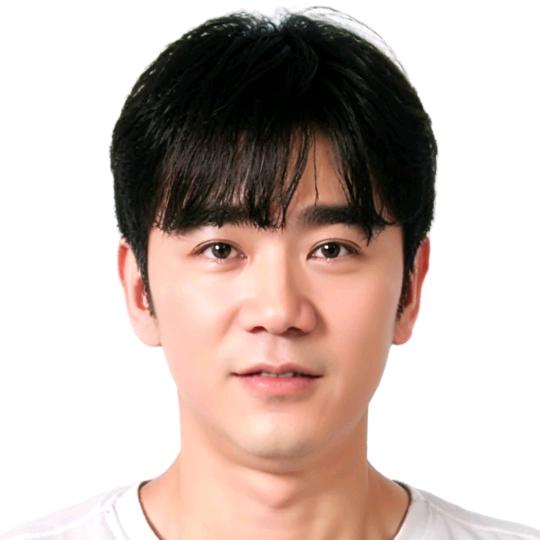 王穿秋水