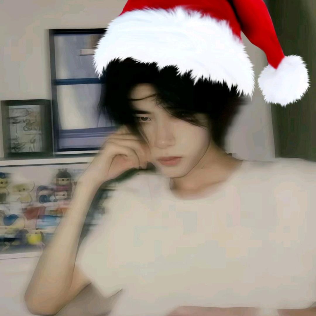 小意(蛋总的小陪档)