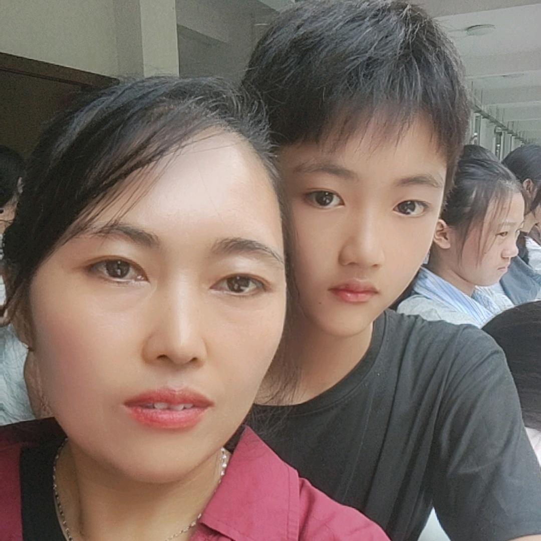 不要轻易掉眼泪 因为眼泪不值钱