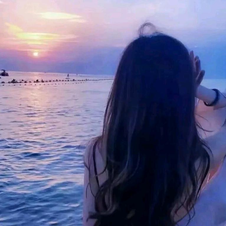 ☾⋆᭄  燕 এꦿ