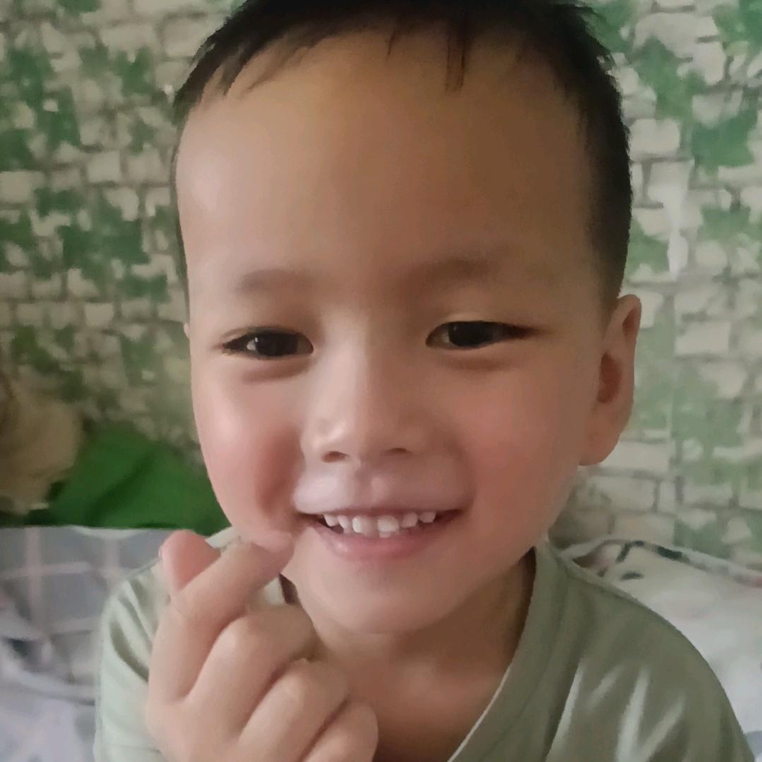 四个孩的宝妈，我做过没心没肺自己 ，黄