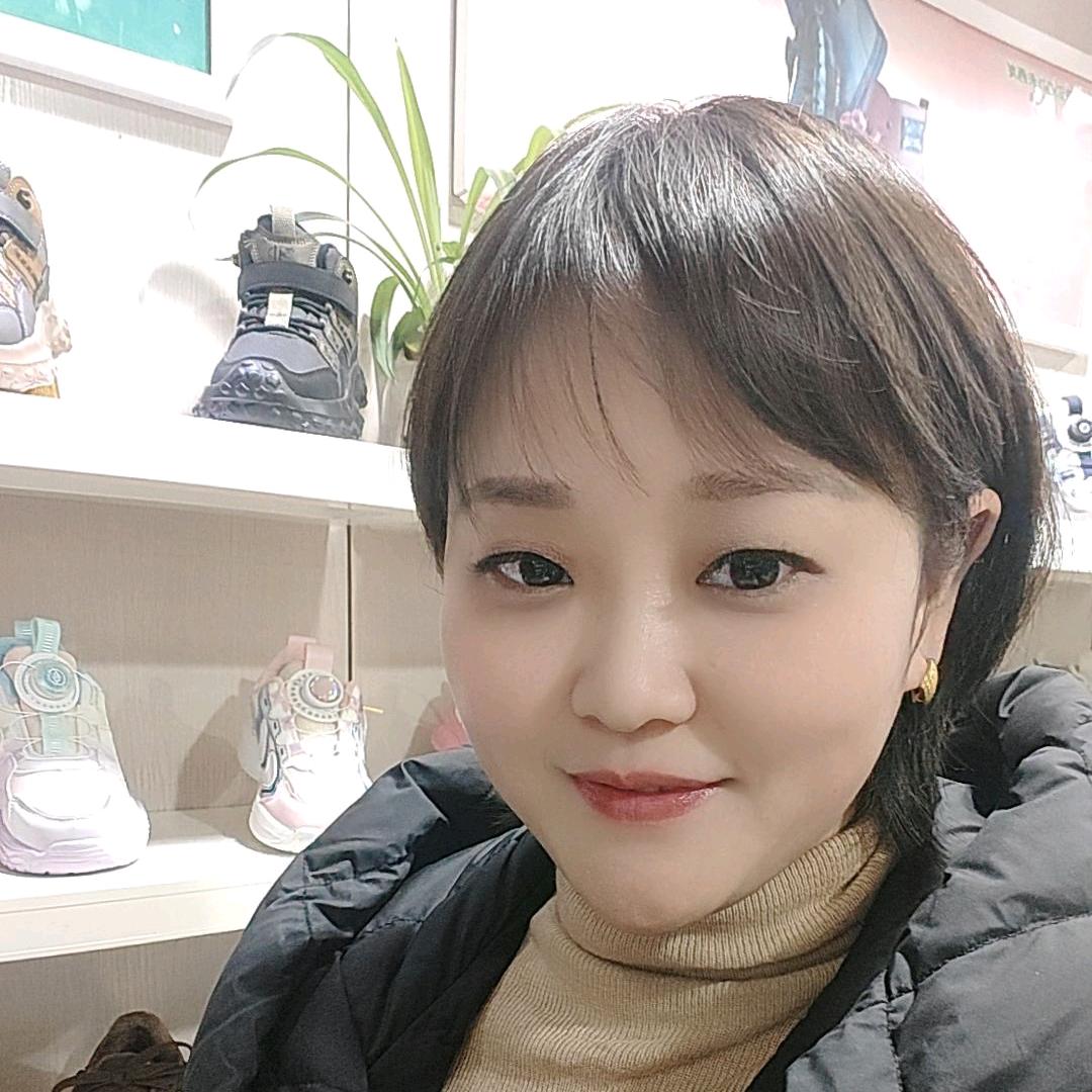 金湖百变米奇童鞋（做童鞋13年）