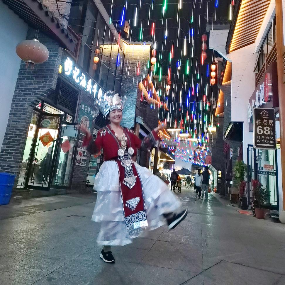 小张姐姐