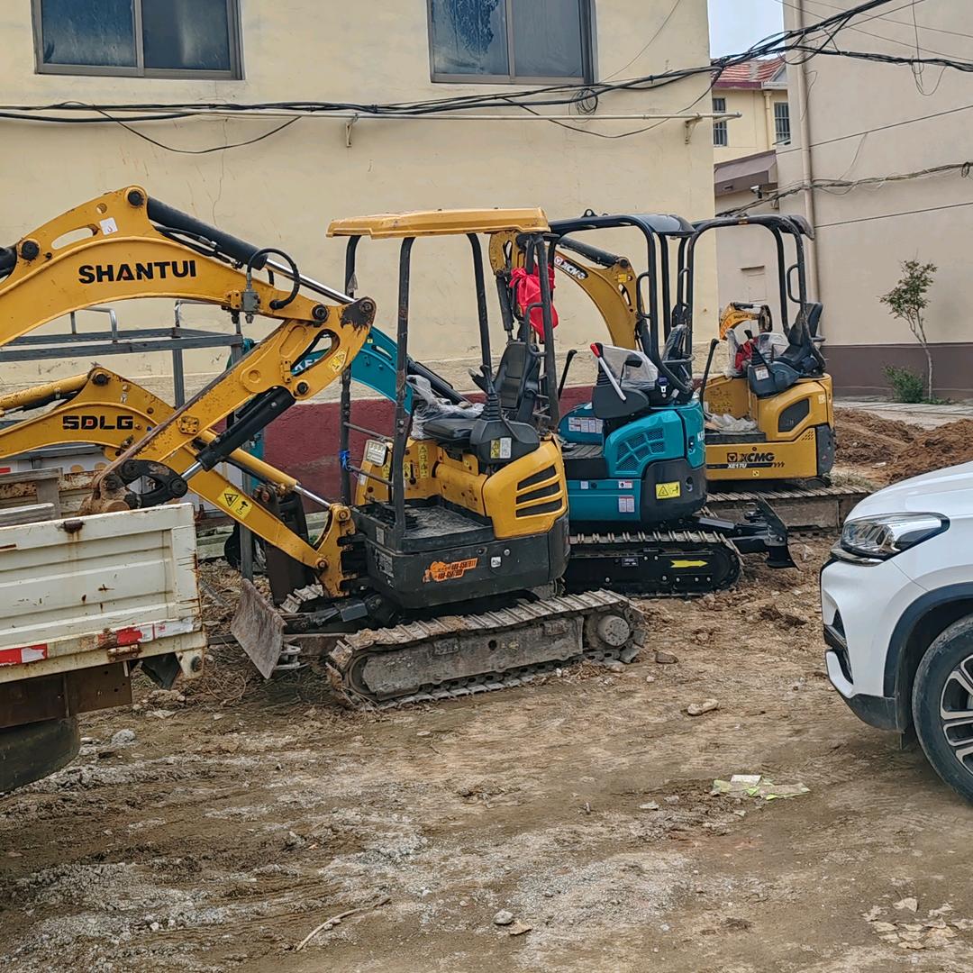 临沂小蚂蚱机械销售有限公司